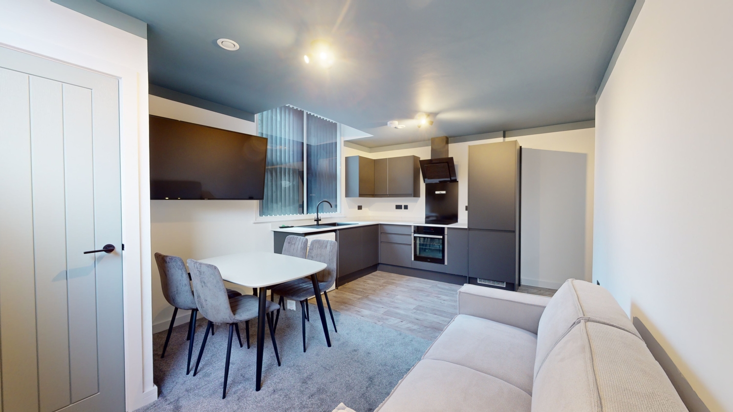 Flat 8, Low Pavement, Nottingham, Nottinghamshire, NG1